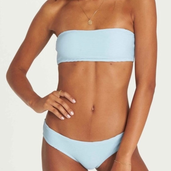 Billabong Swimsuit - Picture 3 of 5